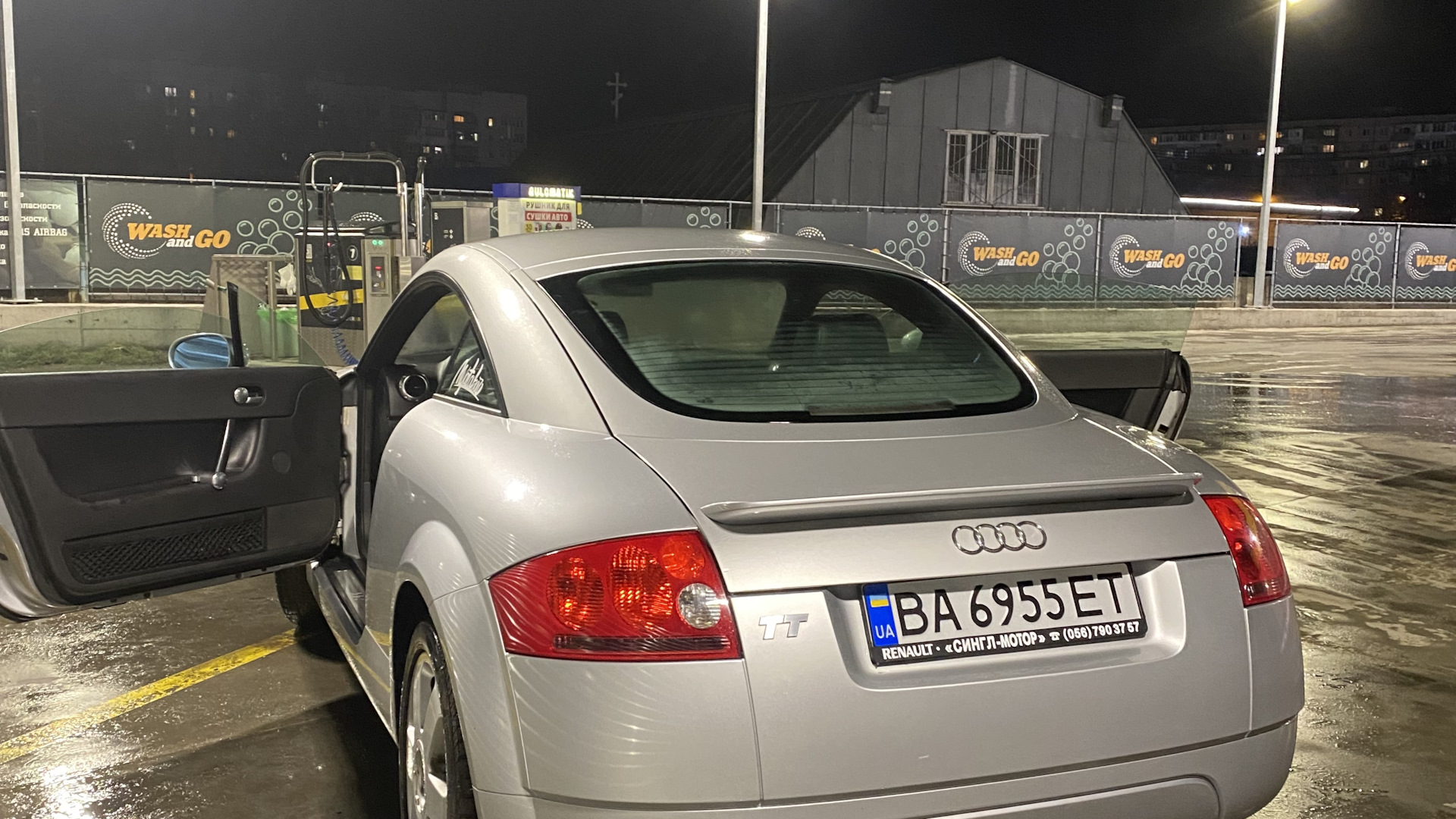 Audi TT (1G) 1.8 бензиновый 1999 | 250 лошадей чип. на DRIVE2