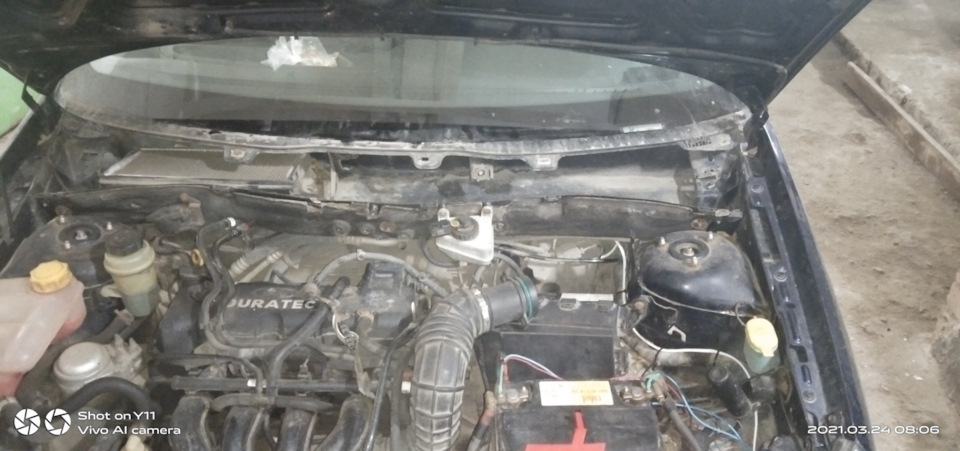 Трапеция дворников. — Ford Focus I Hatchback, 1,6 л, 2004 года | своими ...