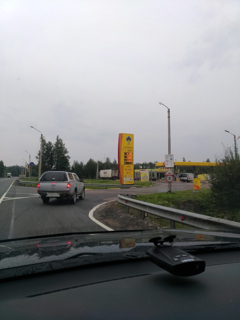 Немного осталось — Mitsubishi Pajero Sport (3G). Запчасти на фото: S016C