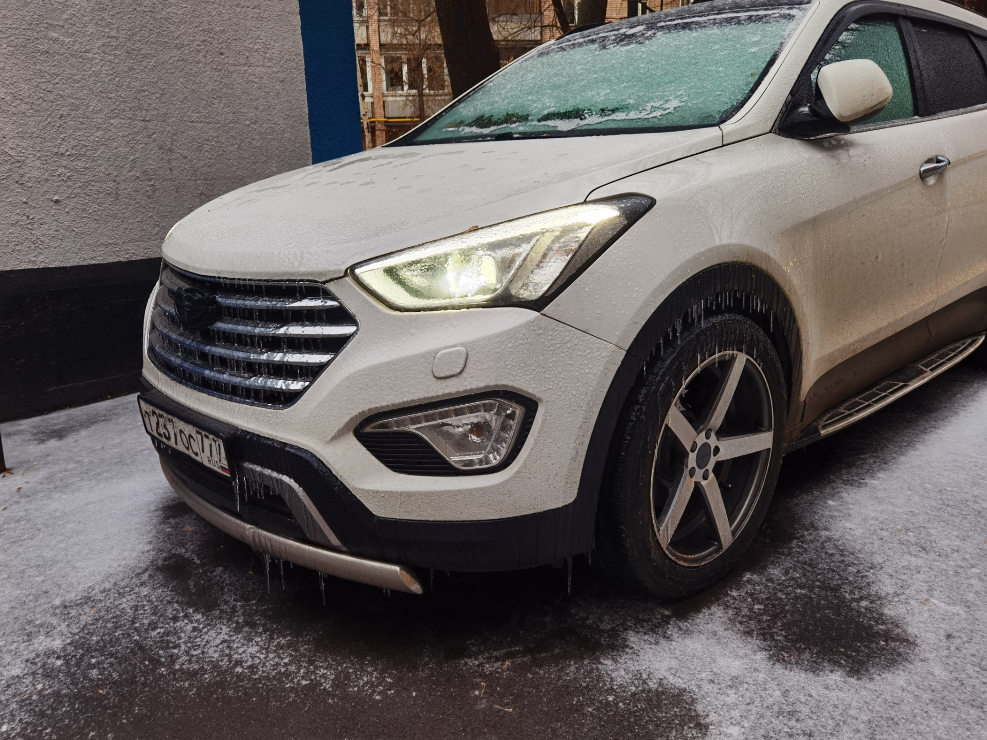 19 фе. Hyundai Santa Fe Grand диски. Санта Фе на р19. Grand Santa Fe диски. Диски Grand Santa Fe 19.