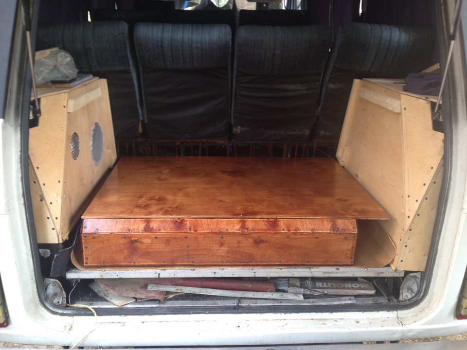 Фото в бортжурнале РАФ 2203