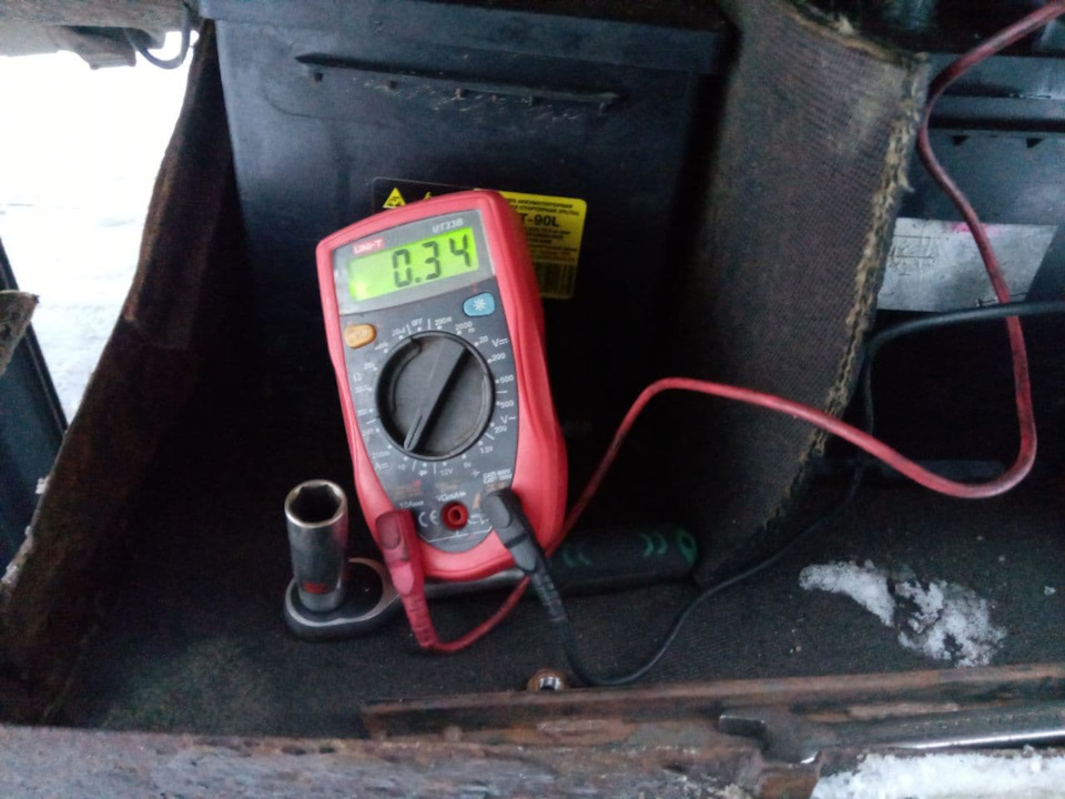 Утечка на АКБ и новый моторчик печки — ГАЗ Валдай, 3,8 л, 2012 года ...