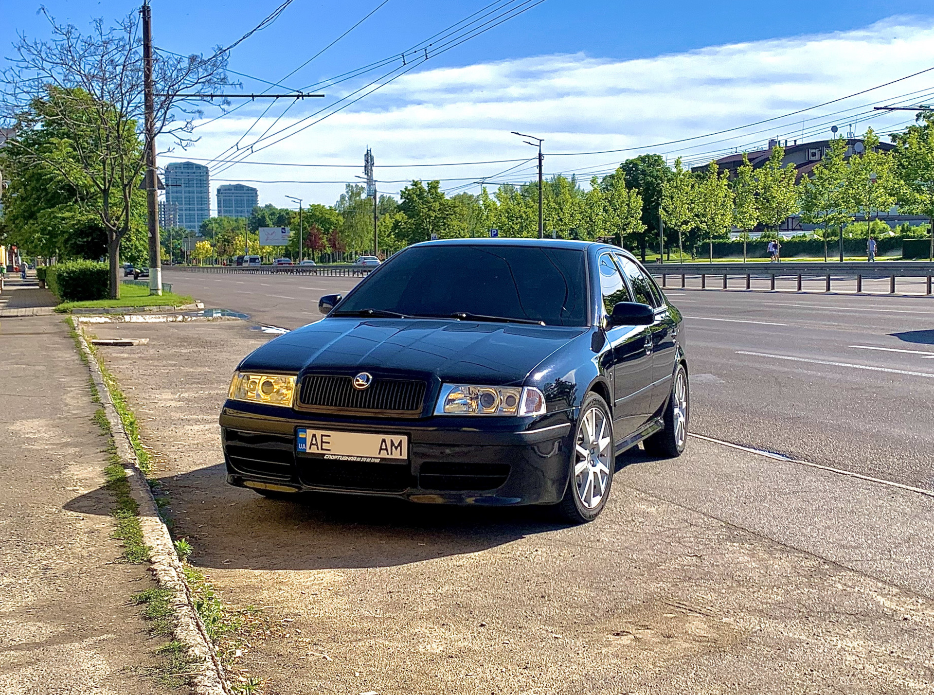 После ночи, первый запуск — пытается заглохнуть AGU + ME 7.5 — Skoda  Octavia A4 Mk1, 1,8 л, 2005 года | поломка | DRIVE2