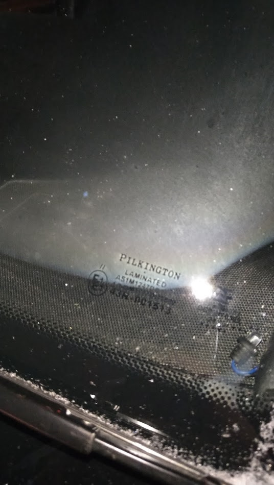 вот оно, на машине! — Mercedes-Benz E-Class (W124)