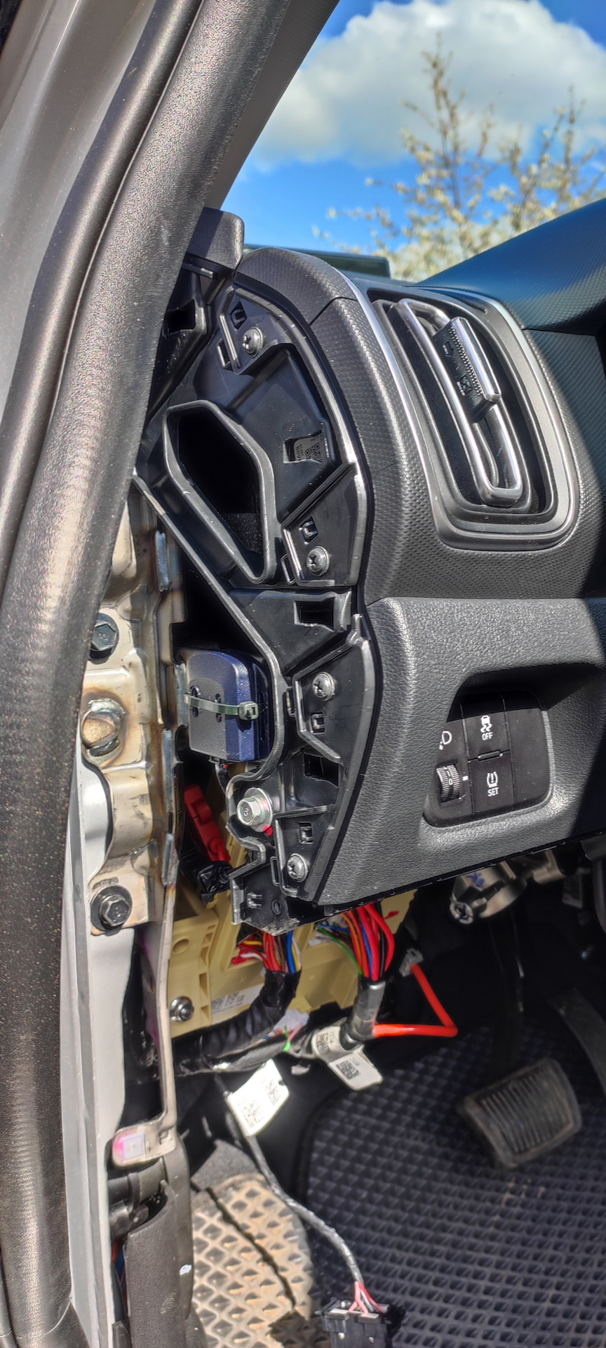 Установка датчика удара в штатную охранную сигнализацию. — Hyundai ...