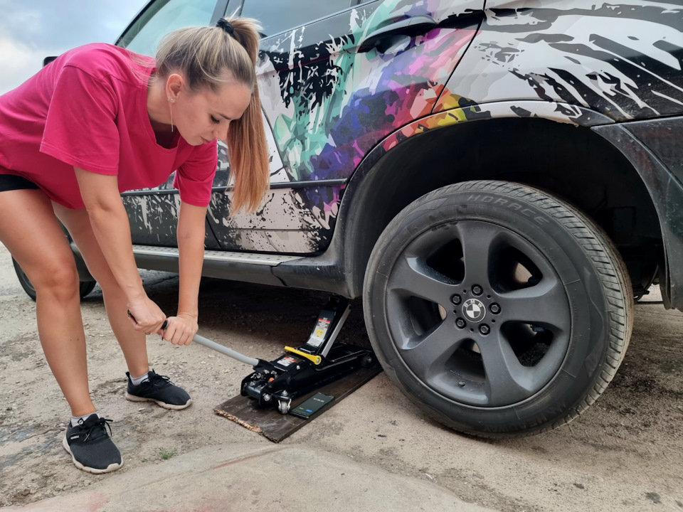 2️⃣8️⃣4️⃣ Разновидности домкратов и какой всё же лучше — BMW X5 (E53 ...