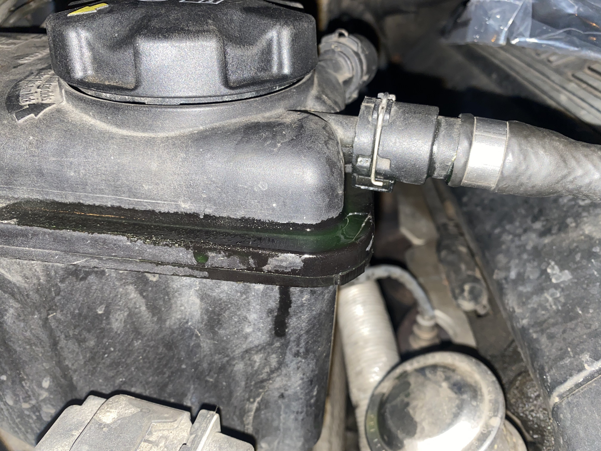 антифриз бмв е39. бачок антифриза бмв е39. уровень охлаждающей жидкости bmw e39. бмв е39 м57 3. антифриз для бмв m5.