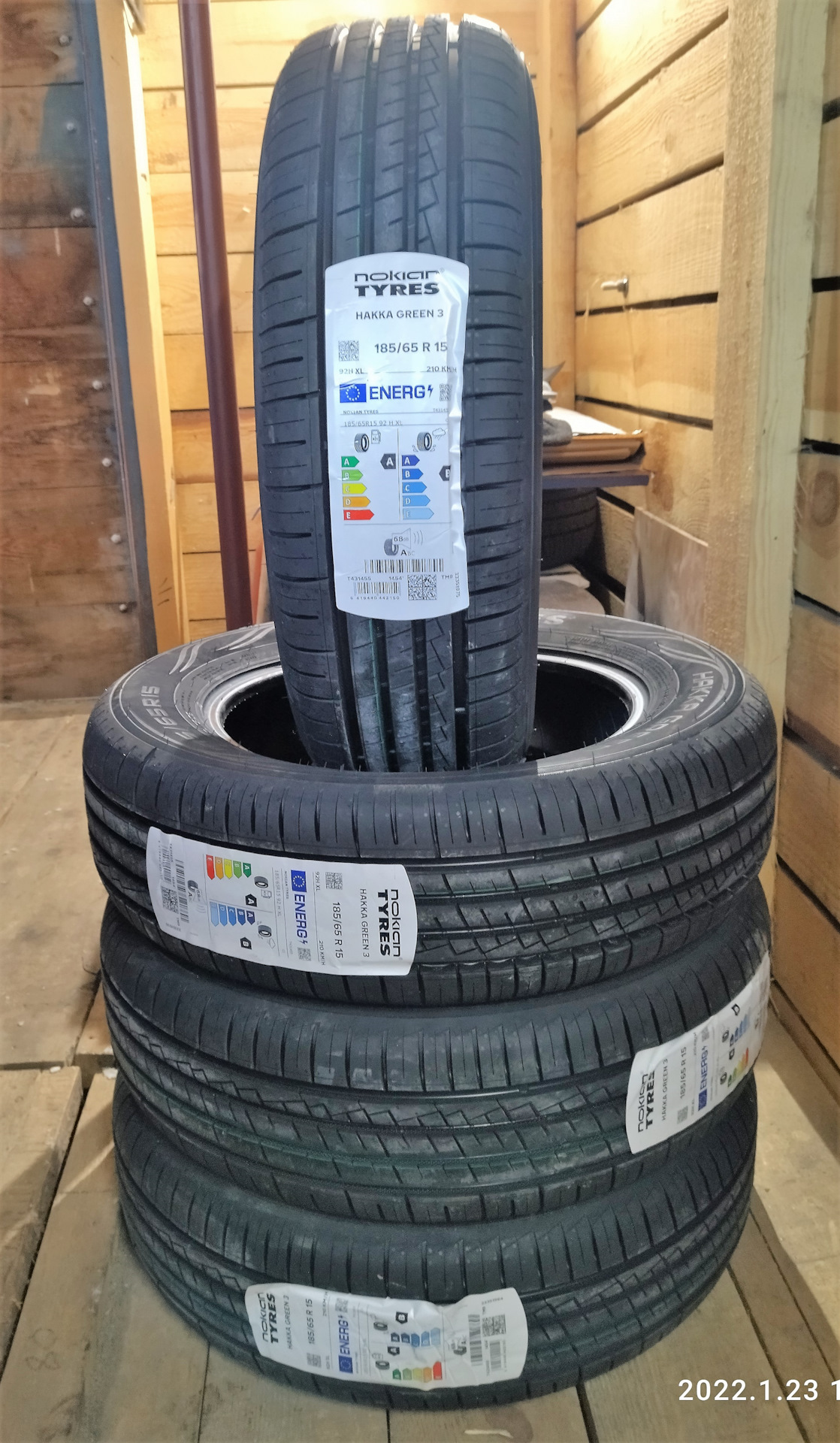 Отзыв nokian green. Nokian Hakka Green 3. Nokian Hakka Green 3 185/65. Nokian Hakka Green 3 185/65 r15. Nokian Tyres Hakka Green 3 185/65 r15.