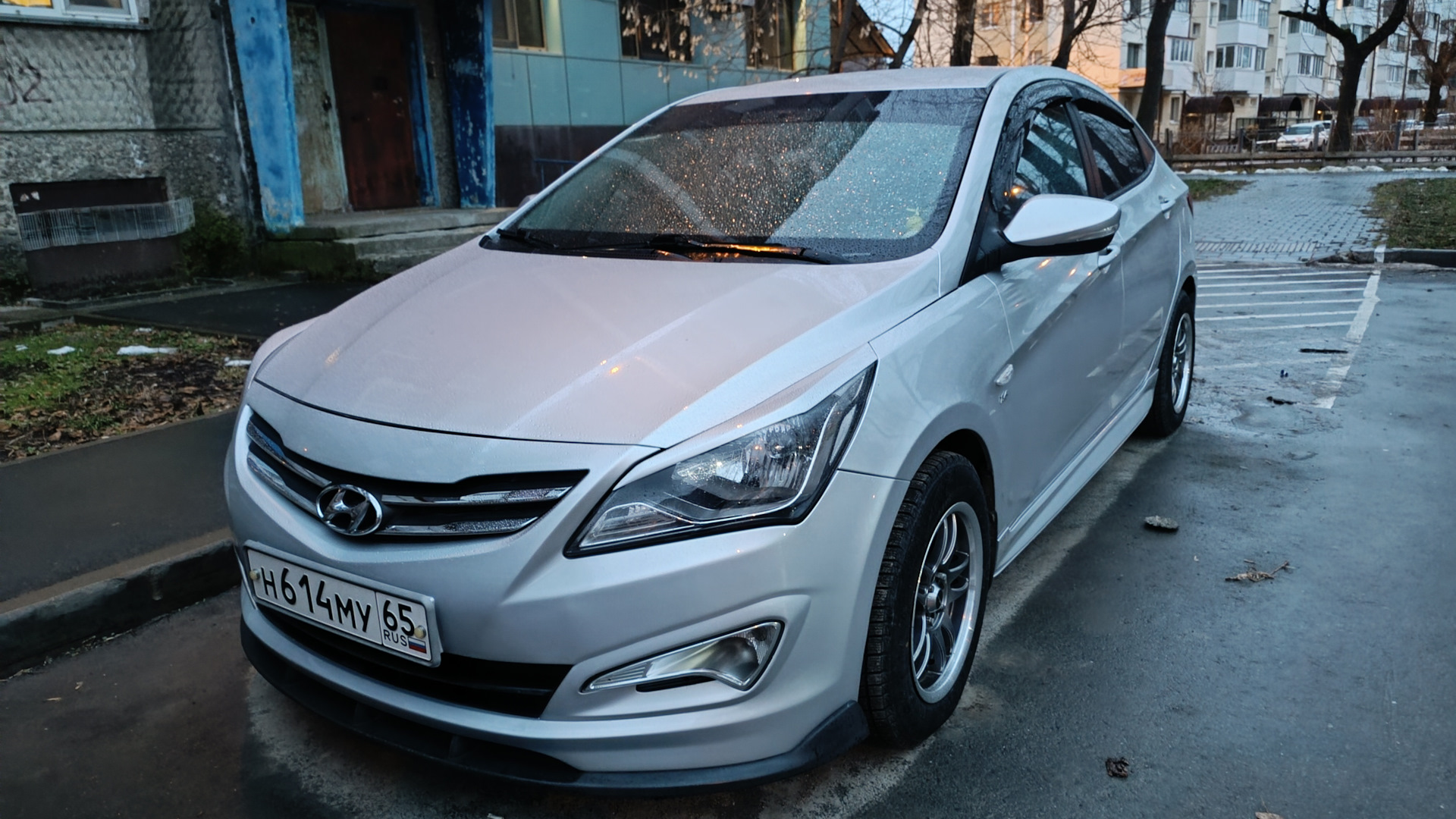 Hyundai Solaris 1.6 бензиновый 2015 | на DRIVE2