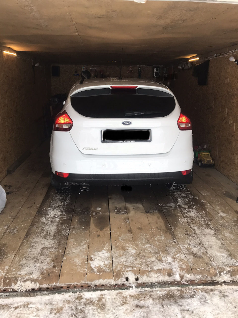 Насадка на глушитель . — Ford Focus Hatchback III, 1,6 л, 2016 года ...