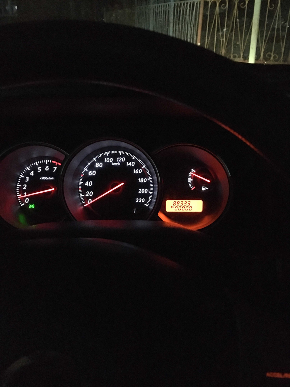 Фото в бортжурнале Nissan Tiida (1G)