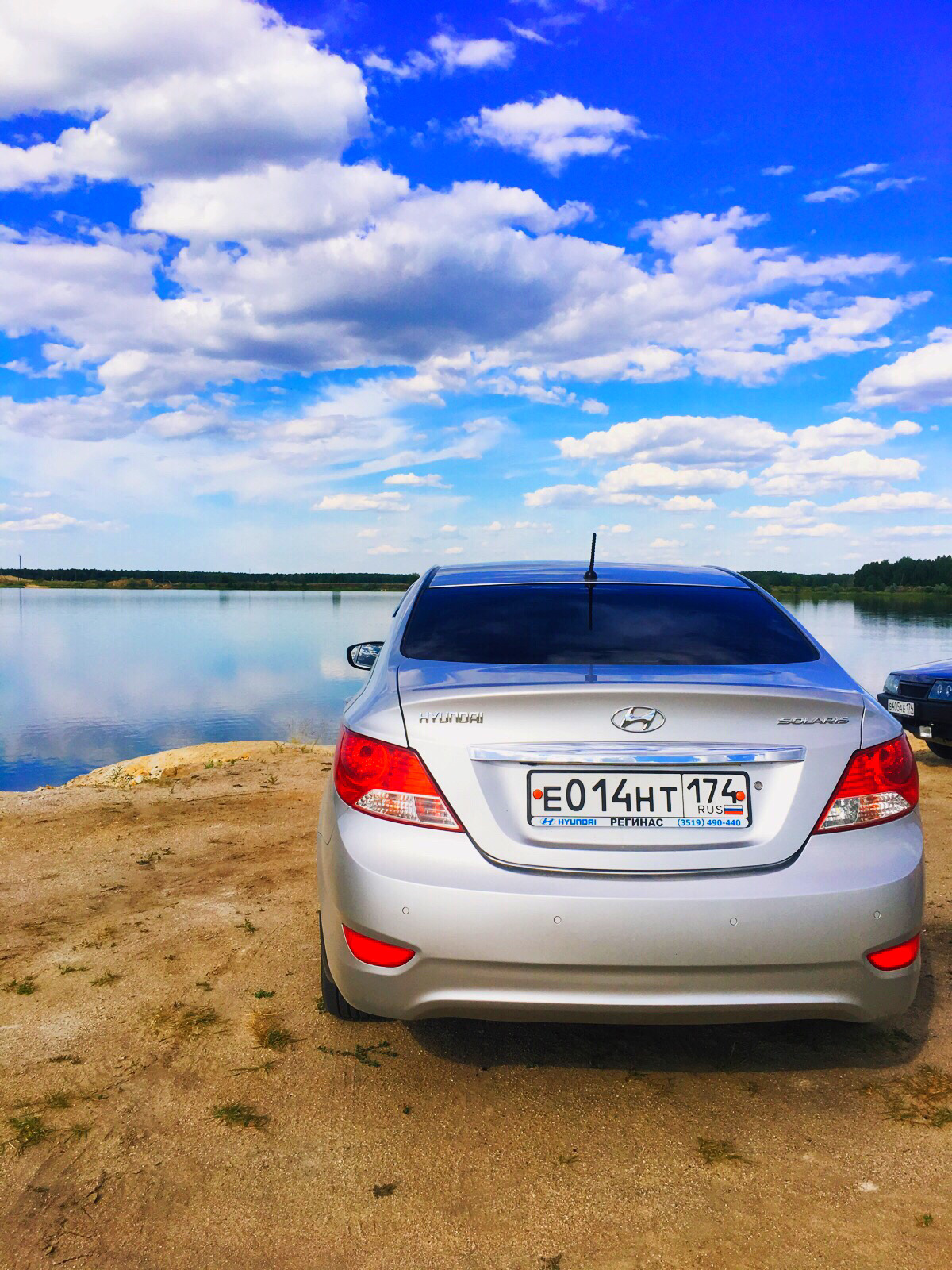 Кто как думает убрать шильдики с багажника или нет? — Hyundai Solaris ...