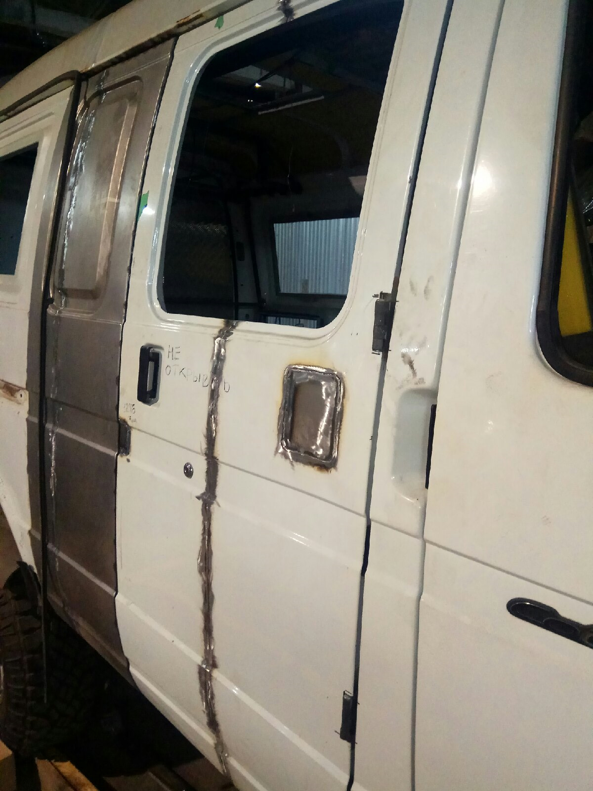 газ соболь баргузин распашная дверь. распашная дверь газели. мерседес спринтер 1996. распашная дверь газели. распашная дверь газели.