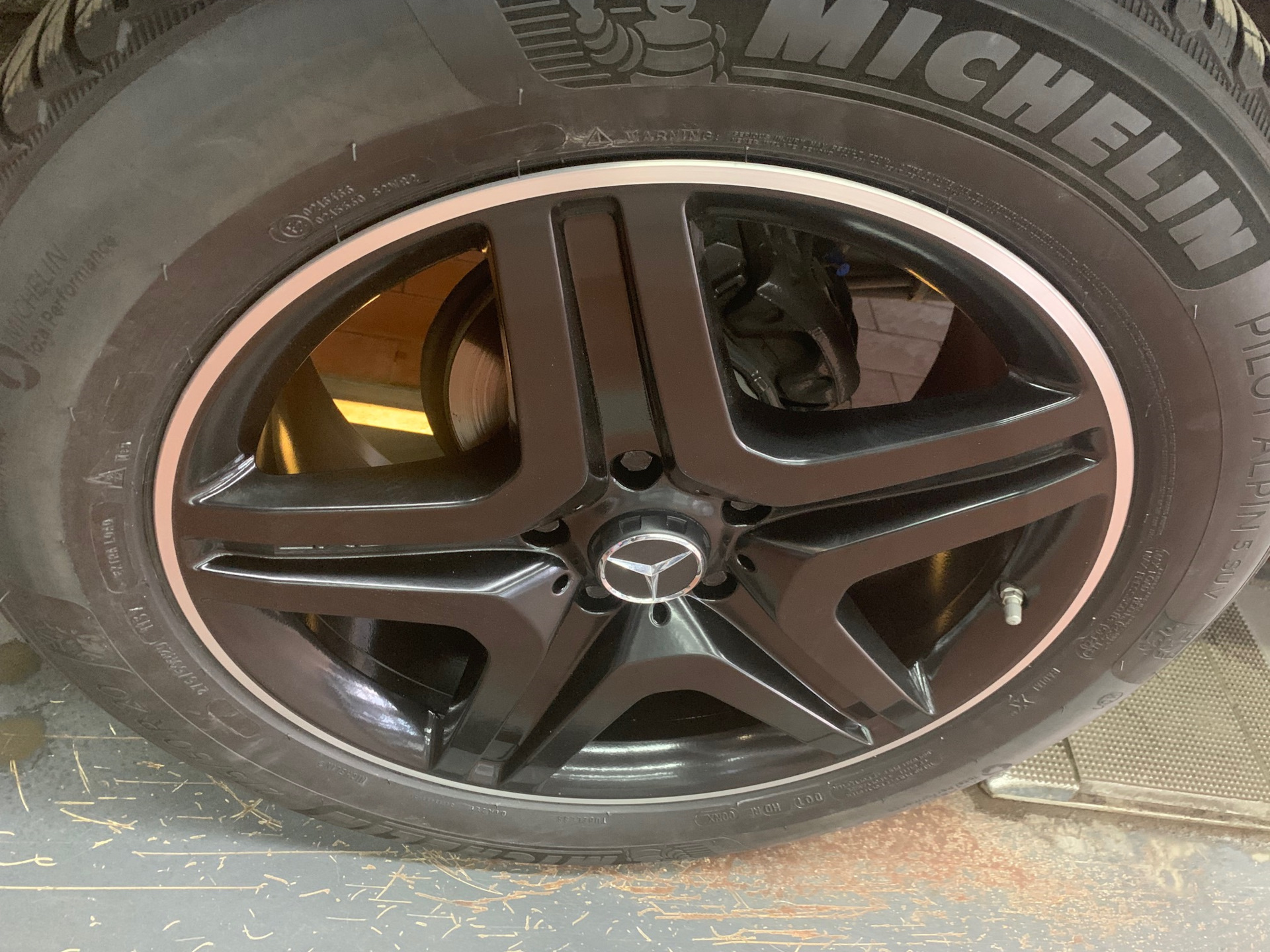Окраска дисков в Maxi Wheels (Дмитровское шоссе) — Mercedes-Benz G ...