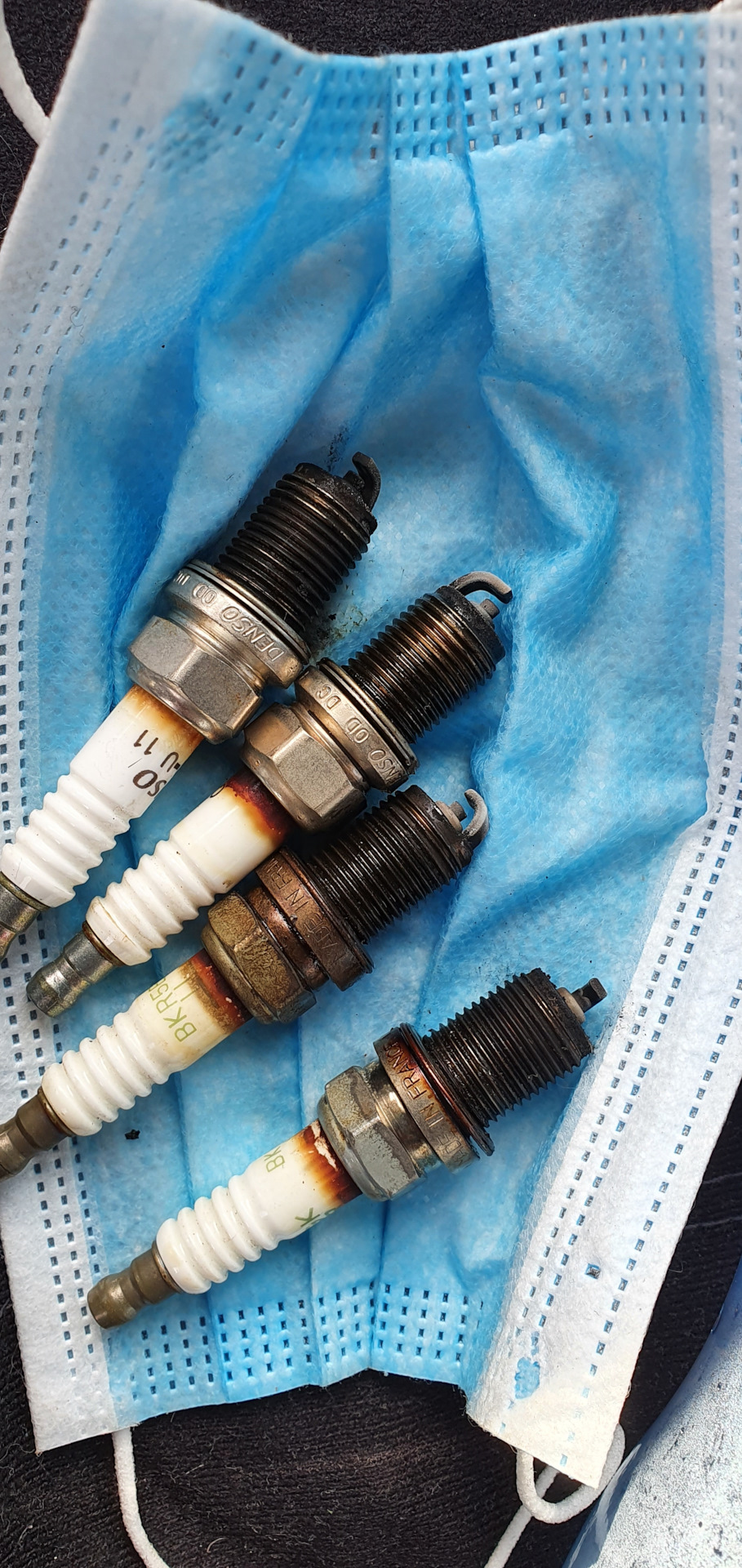 Новые свечи. — Mazda Demio (2G), 1,3 л., 2007 года | расходники | DRIVE2