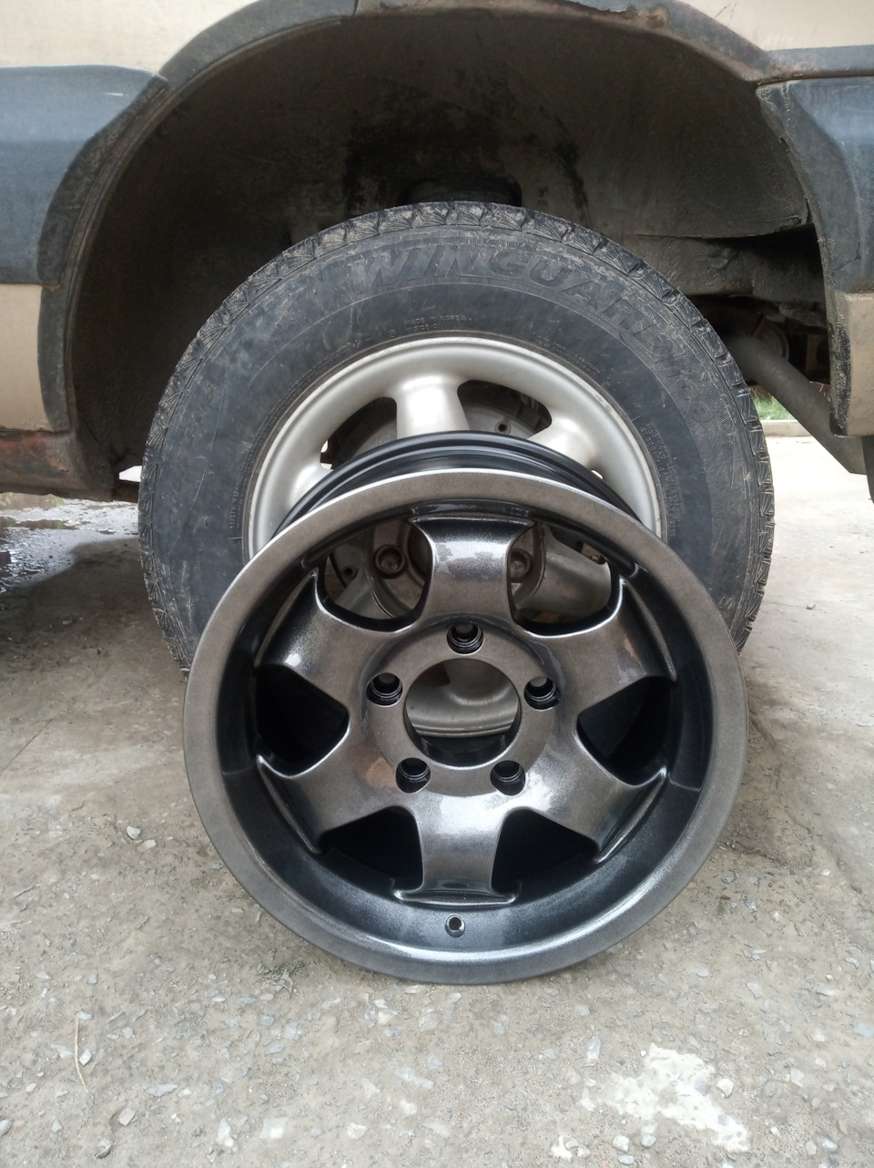 Диски 8*16 ет20 и шины 235/70R16 — Chevrolet Niva, 1,7 л, 2006 года |  колёсные диски | DRIVE2