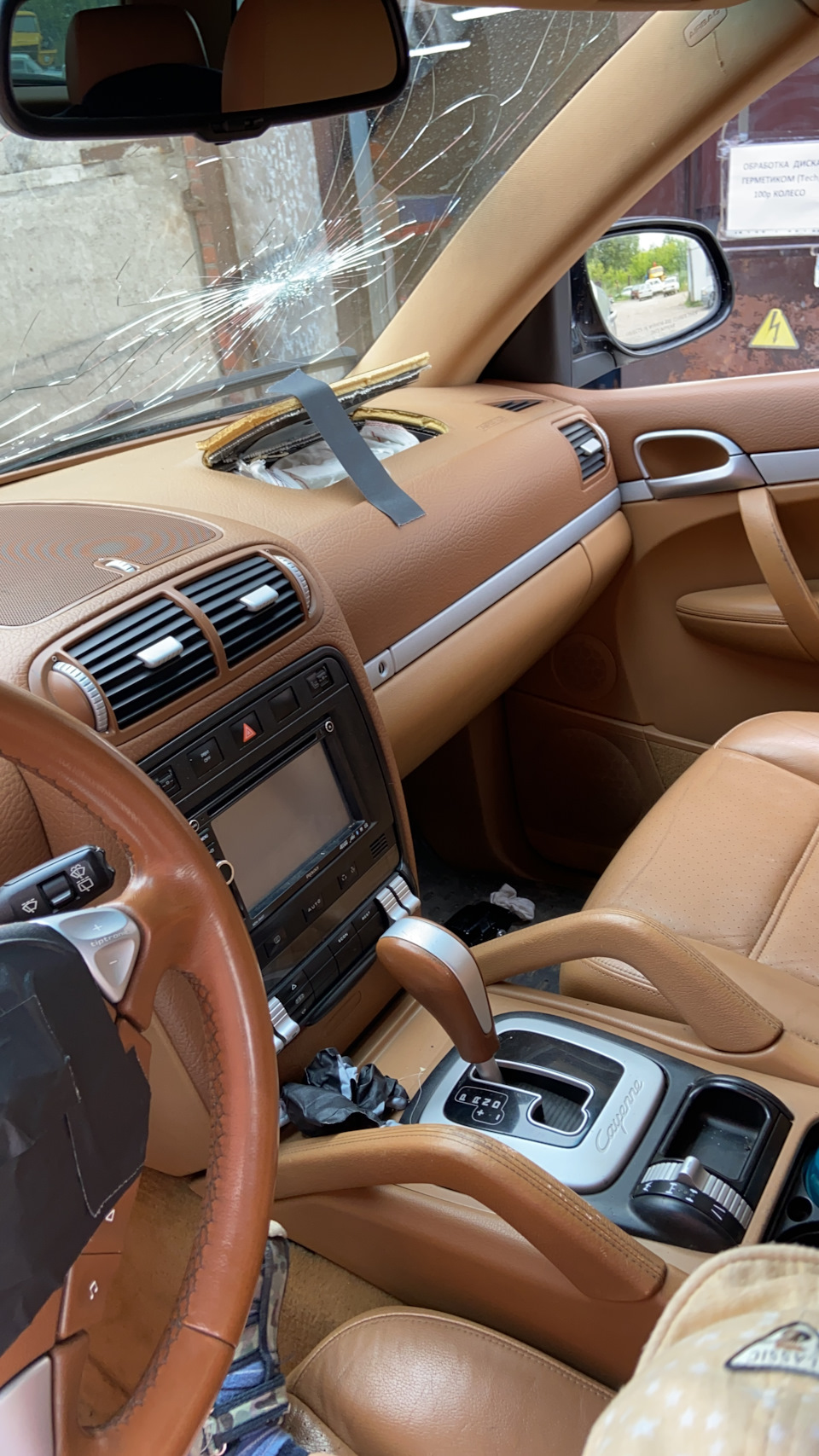 Замена разбитого лобового — Porsche Cayenne (1G) 955/957, 3,2 л, 2004 года  | кузовной ремонт | DRIVE2