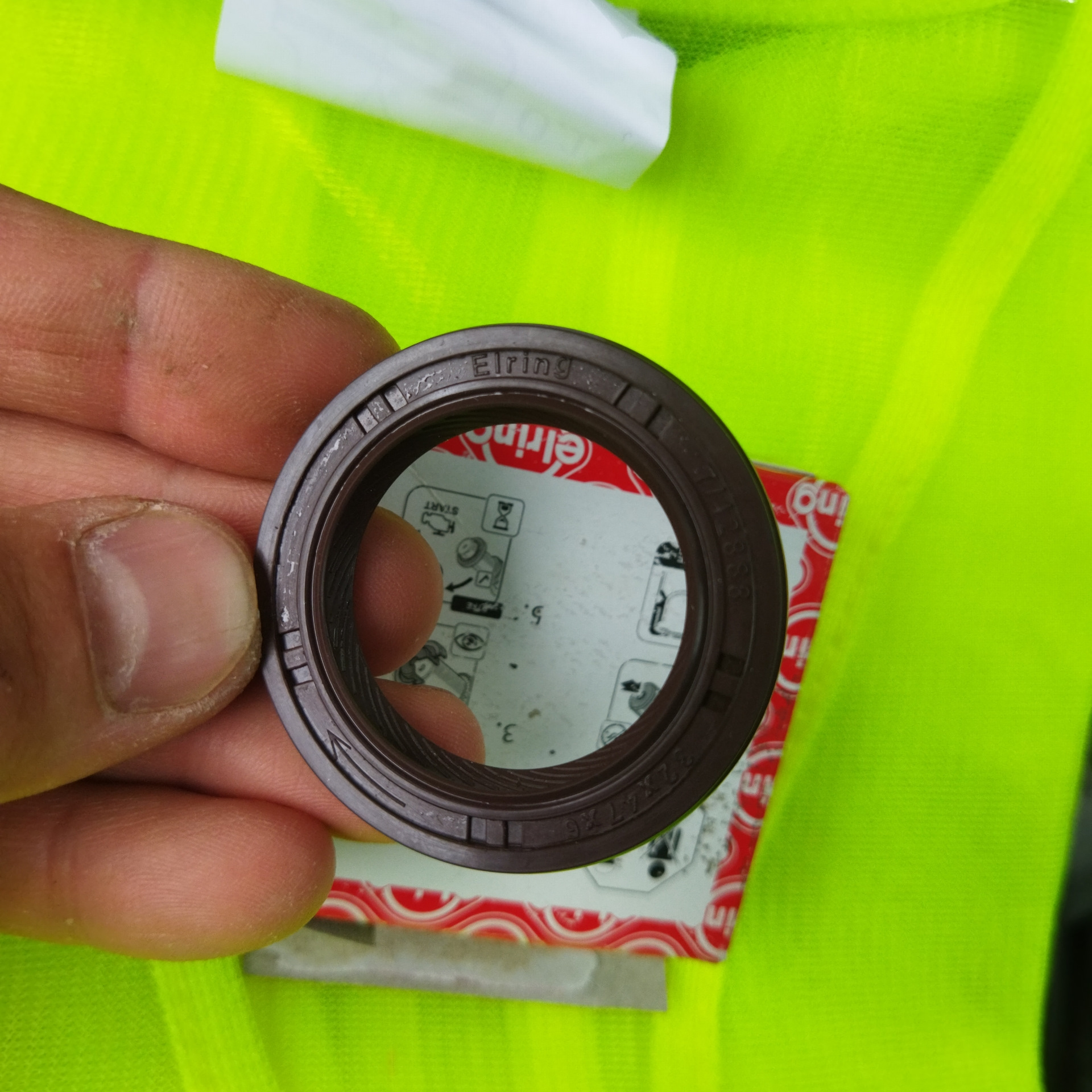 Сравнение сальников (уплотнительных колец) elring и amd — Daewoo Matiz ...