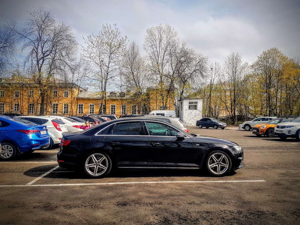 Фото в бортжурнале Audi A4 (B9)
