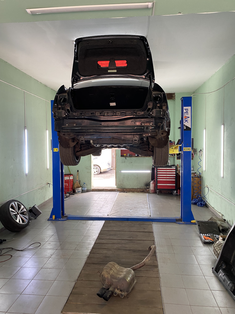 Авто с двойным выхлопом
