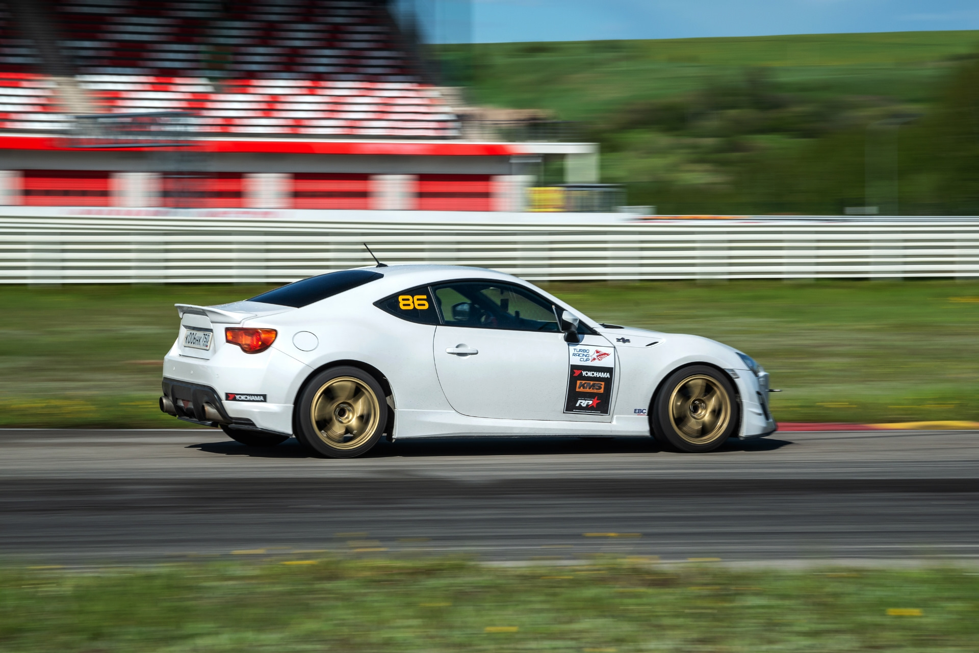 Toyota gt86 r19