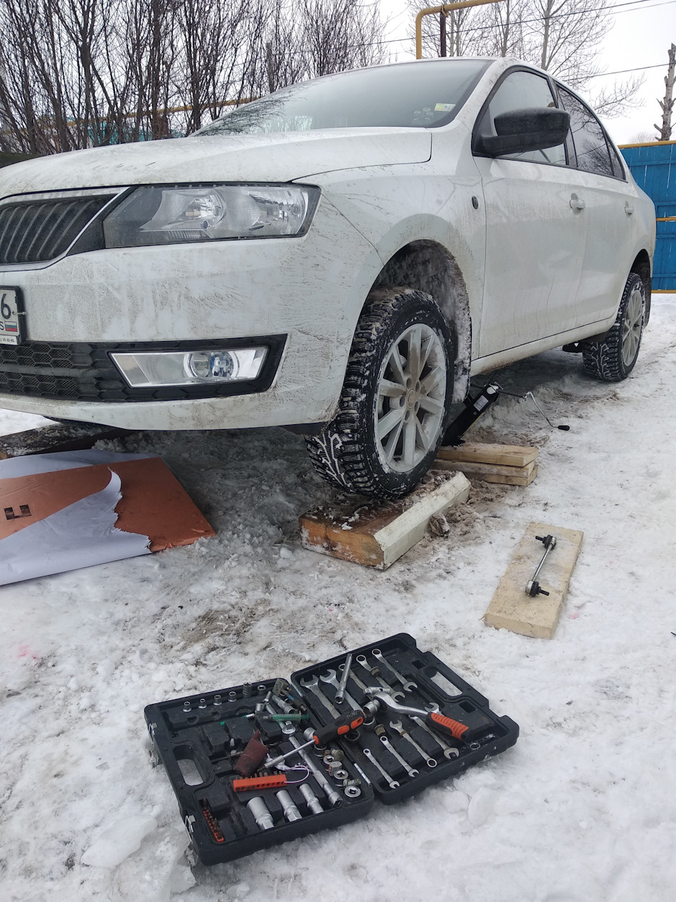 Стук в подвеске, заменил стойку(тягу) стабилизатора по гарантии — Skoda  Rapid (1G), 1,6 л, 2016 года | визит на сервис | DRIVE2