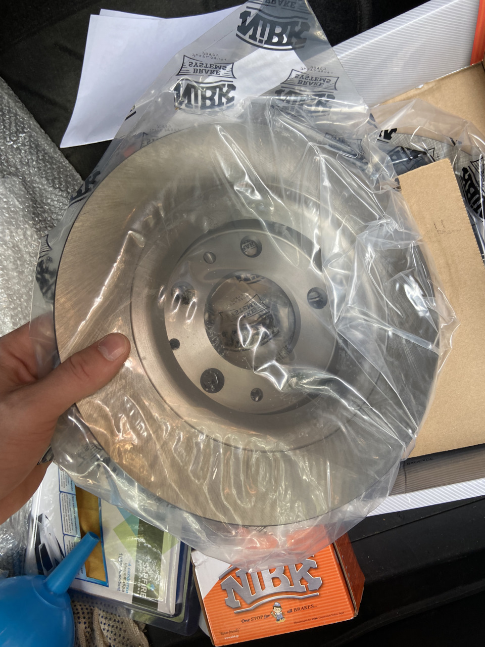 Тормозные диски и колодки — Mazda 6 (2G) GH, 2 л, 2011 года | запчасти ...