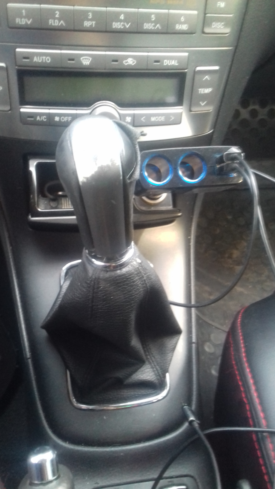 Фото в бортжурнале Toyota Avensis II