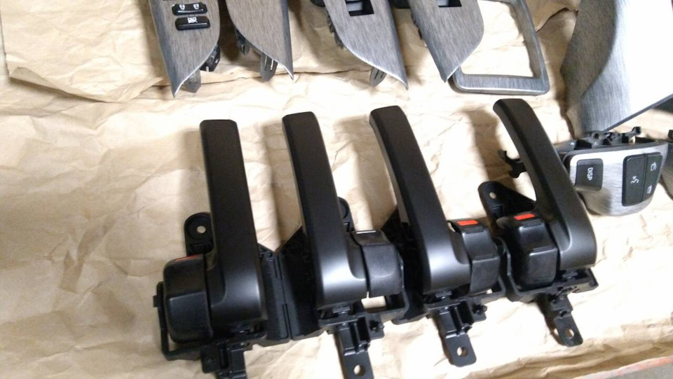 Фото в бортжурнале Toyota Land Cruiser 200