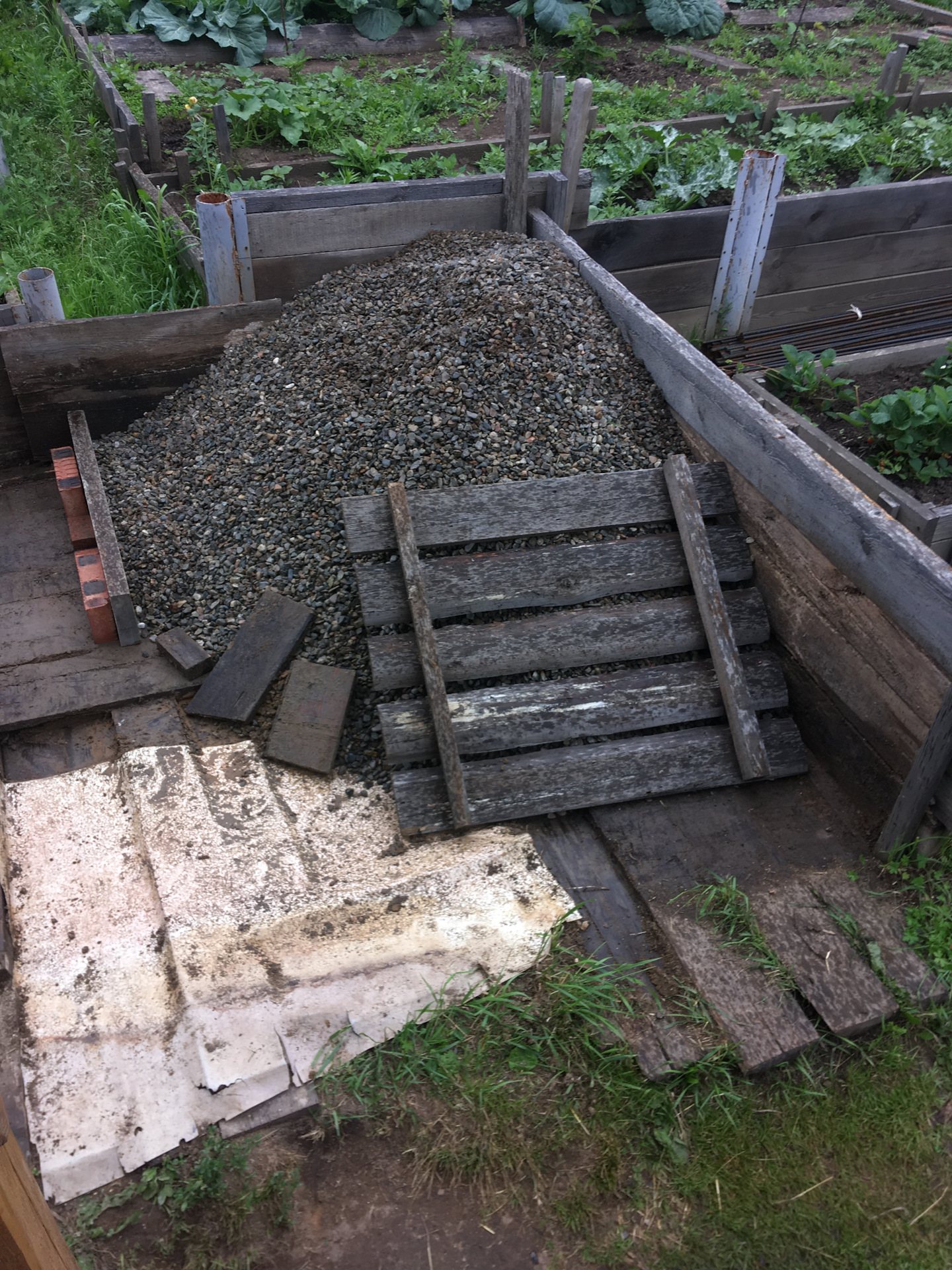 Бетонирование площадки под автомобиль на даче – часть четвертая ...