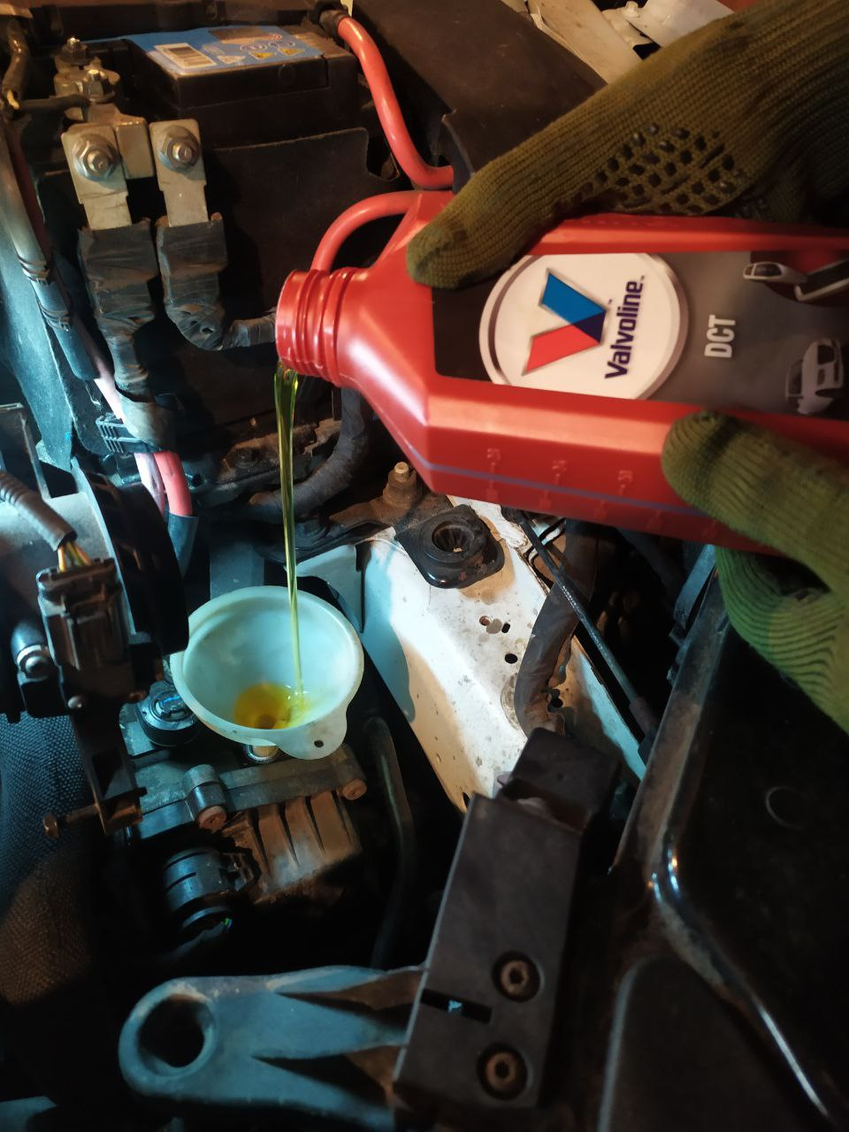 Замена масла в роботе PowerShift (6DCT450) — Volvo V40 Cross Country, 1 ...