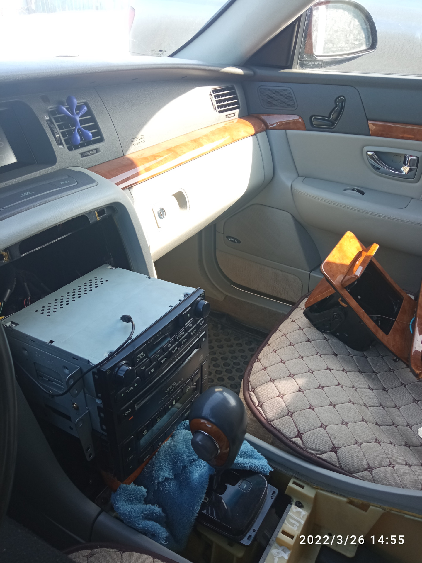 Впайка аукс в штатную магнитолу — KIA Opirus, 3 л, 2006 года | своими ...