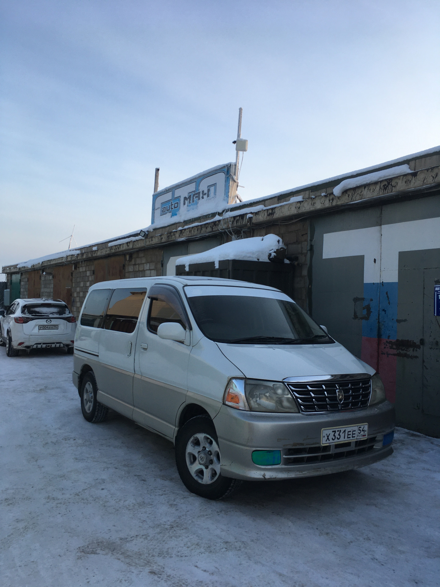 Муки выбора и внезапная покупка автобуса — Toyota Grand HiAce, 3 л, 2000  года | покупка машины | DRIVE2