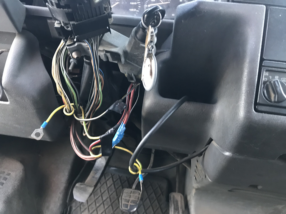 Нужен электрик или кто понимает и может подсказать — Volkswagen ...