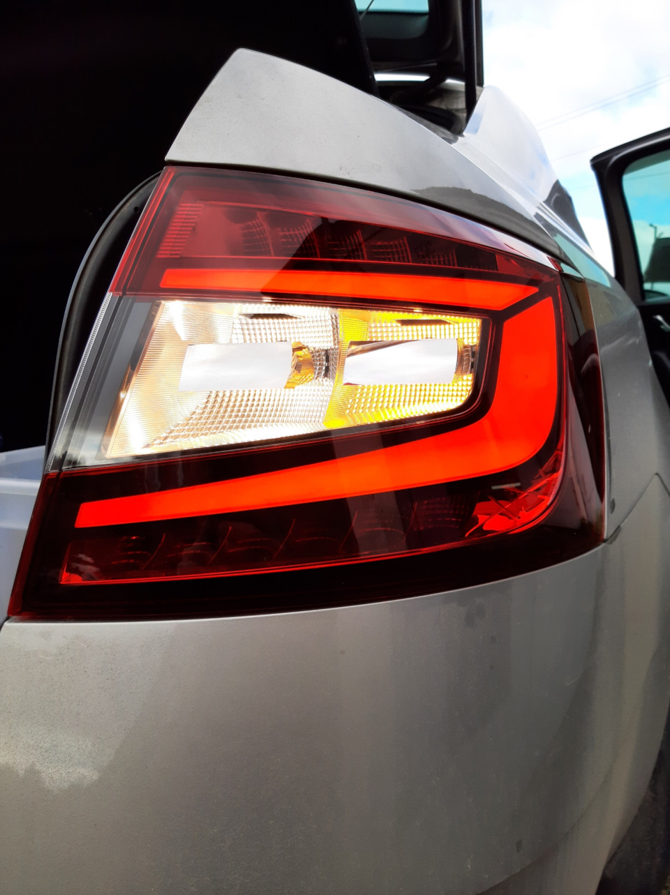Новые Led фонарики — Skoda Octavia A7 Mk3, 1,6 л, 2018 года | своими ...