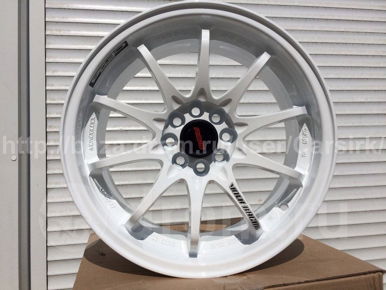 Диски иркутск. Rays Volk Racing ce28 r16. Диски rays ce28 r16. Ce 28 r16. Rays Racing ce28 r16 Volk Racing.