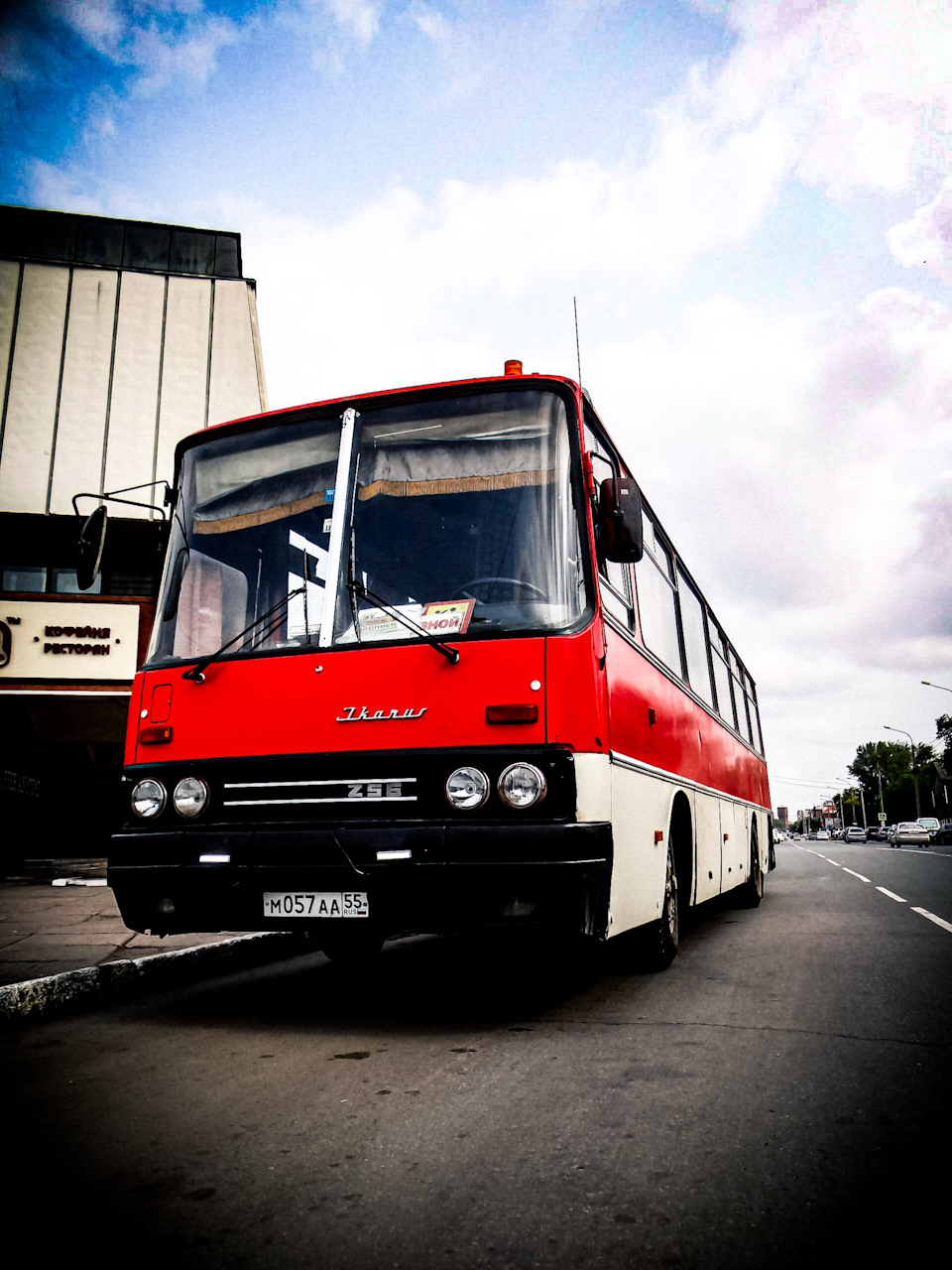 Легендарный венгерский автобус Ikarus 256.74 1990 года — DRIVE2