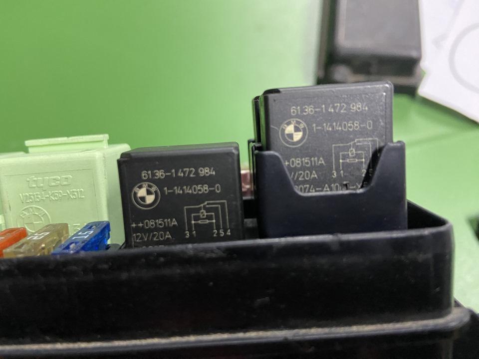 Блок реле и предохранителей от МИНИ. — Lada 21218 Фора, 1,7 л, 1997 ...