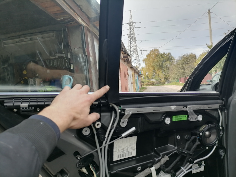 Фото в бортжурнале BMW 7 series (E65/E66)