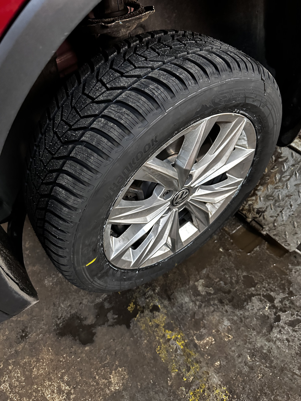 #17 Шиномонтаж и развал-схождение — Volkswagen Tiguan (2G), 2 л, 2018 ...
