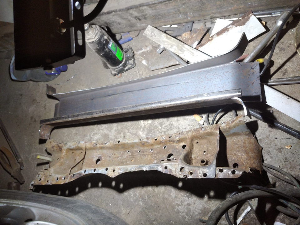 Самодельный лонжерон из проф трубы. — Honda CR-V (RD1, RD2), 2 л, 1998 ...