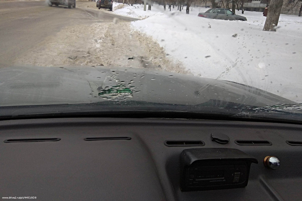 Брызгалки лобового стекла дэу нексия. o4AAAgI8guA 960. Брызгалки лобового стекла дэу нексия фото. Брызгалки лобового стекла дэу нексия-o4AAAgI8guA 960. картинка Брызгалки лобового стекла дэу нексия. картинка o4AAAgI8guA 960. В давние-давние времена стояли в этой тачке веерные форсунки. Я почти сразу сменил штатные струйные форсунки, потому что они – фуфло. Веерные форсунки распыляют жидкость по стеклу гораздо лучше.