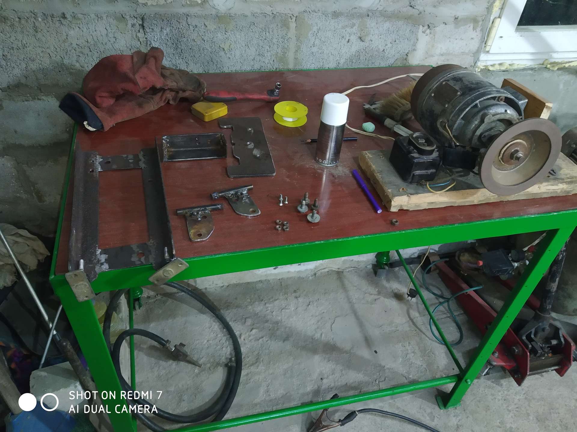 Изготовление функционального подручника для наждачного станка: пошаговое руководство