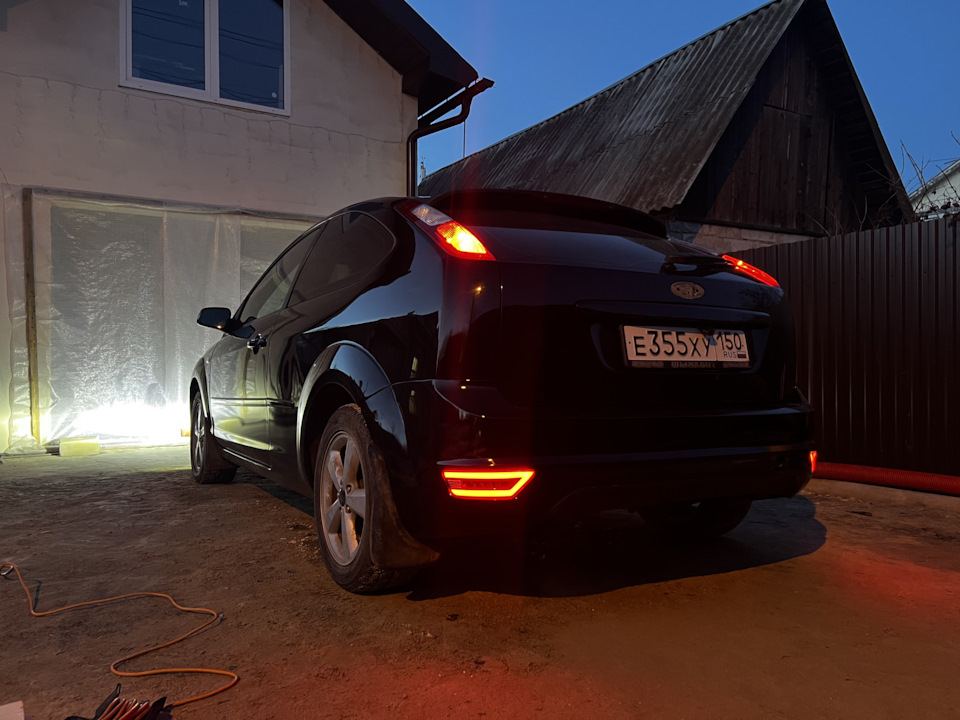Задние светодиодные фонари в бампер — Ford Focus Hatchback II, 2 л ...