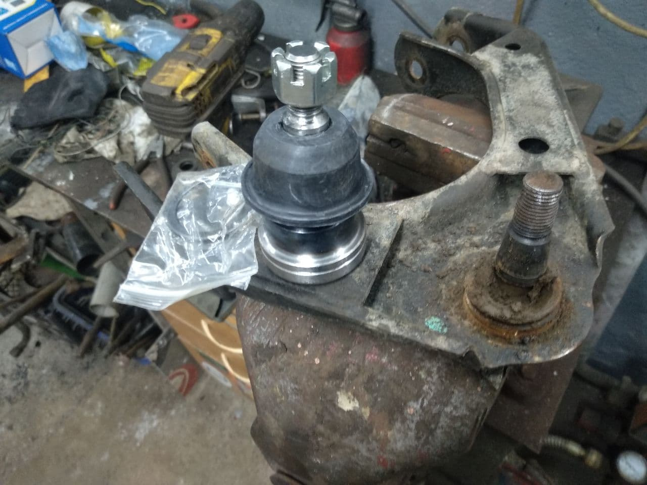 Ремонт передка, рулевое, выяснение почему слабо греет печка! — Chrysler ...