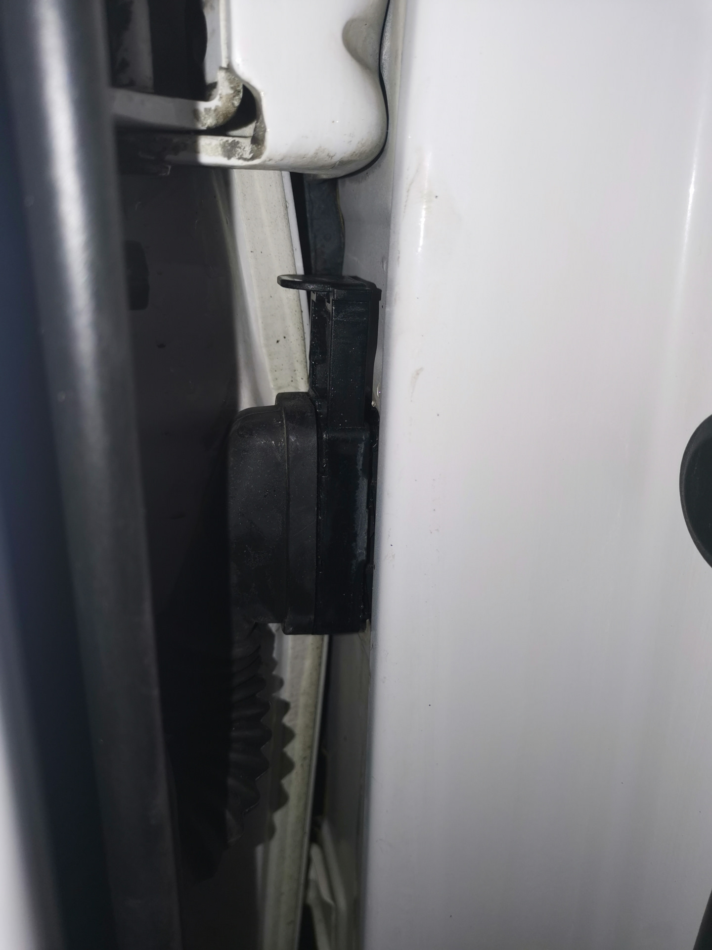 Замена дверной петли. #Hyundai_i40 — Hyundai i40, 2 л, 2013 года ...