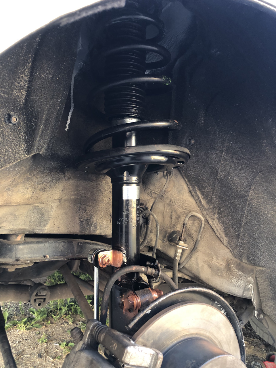 Замена задних амортизаторов — Toyota Camry (XV40), 2,4 л, 2006 года ...