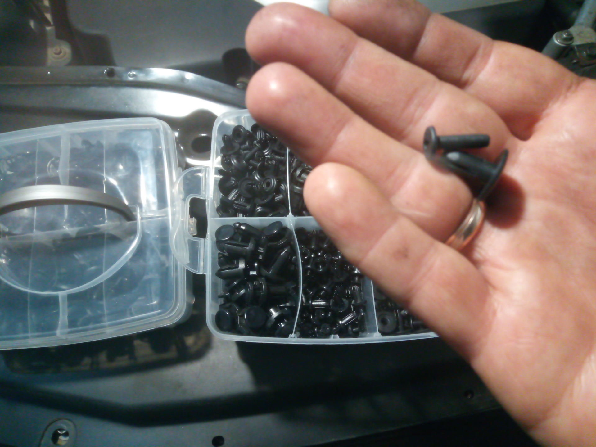 Покраска решётки радиатора или как удалить хром с пластика — Chevrolet ...