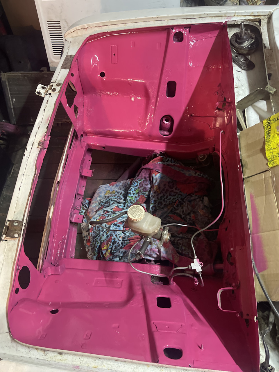 Покраска подкапотки и установка шеснаря — Lada 2101, 1,8 л, 1974 года ...