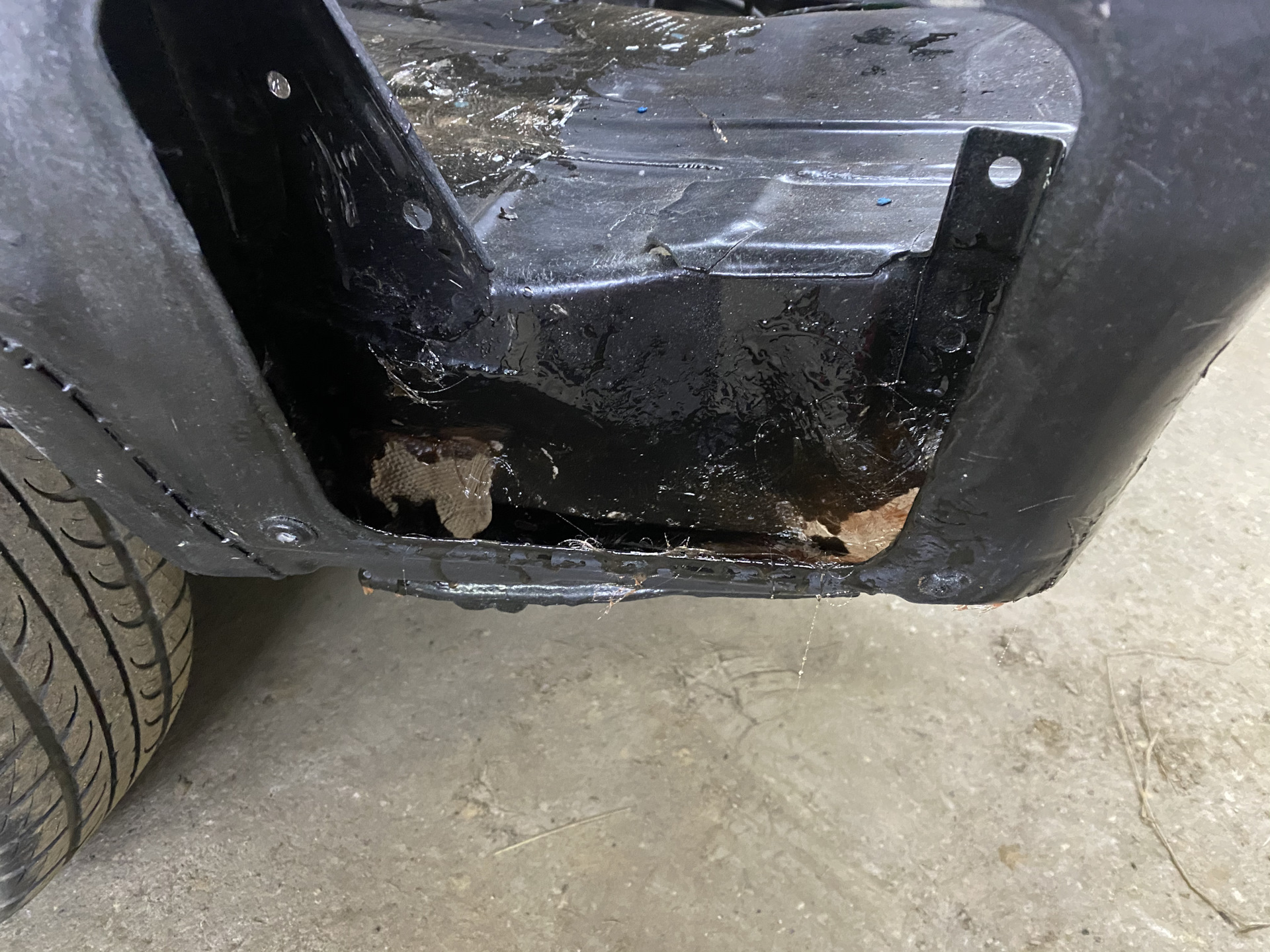 Ремонт кузова эпоксидной смолой и стеклотканью продолжается👨‍🔧 — Nissan ...